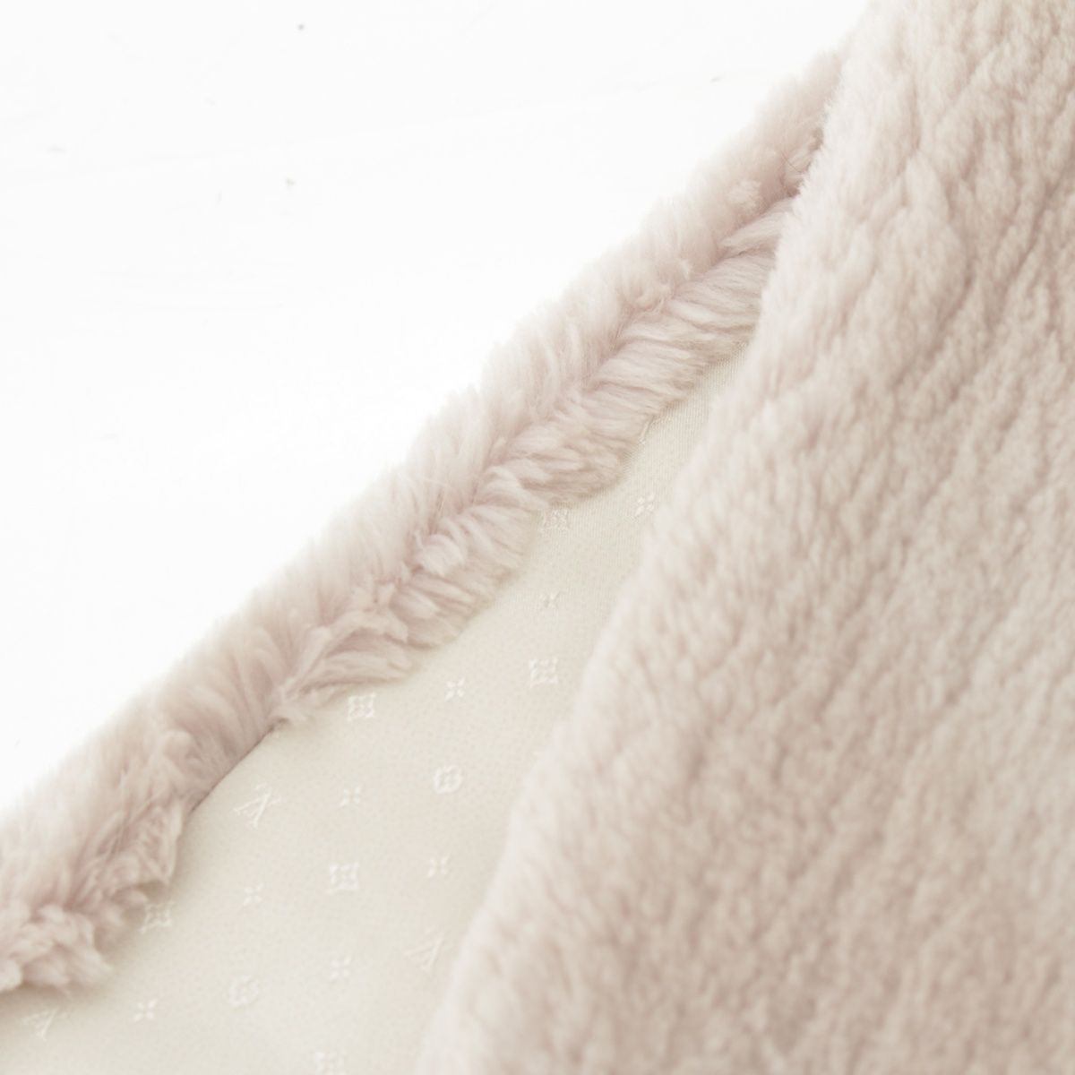 ルイヴィトン エシャルプ LV インザシティー ビーバー毛皮 モノグラム  