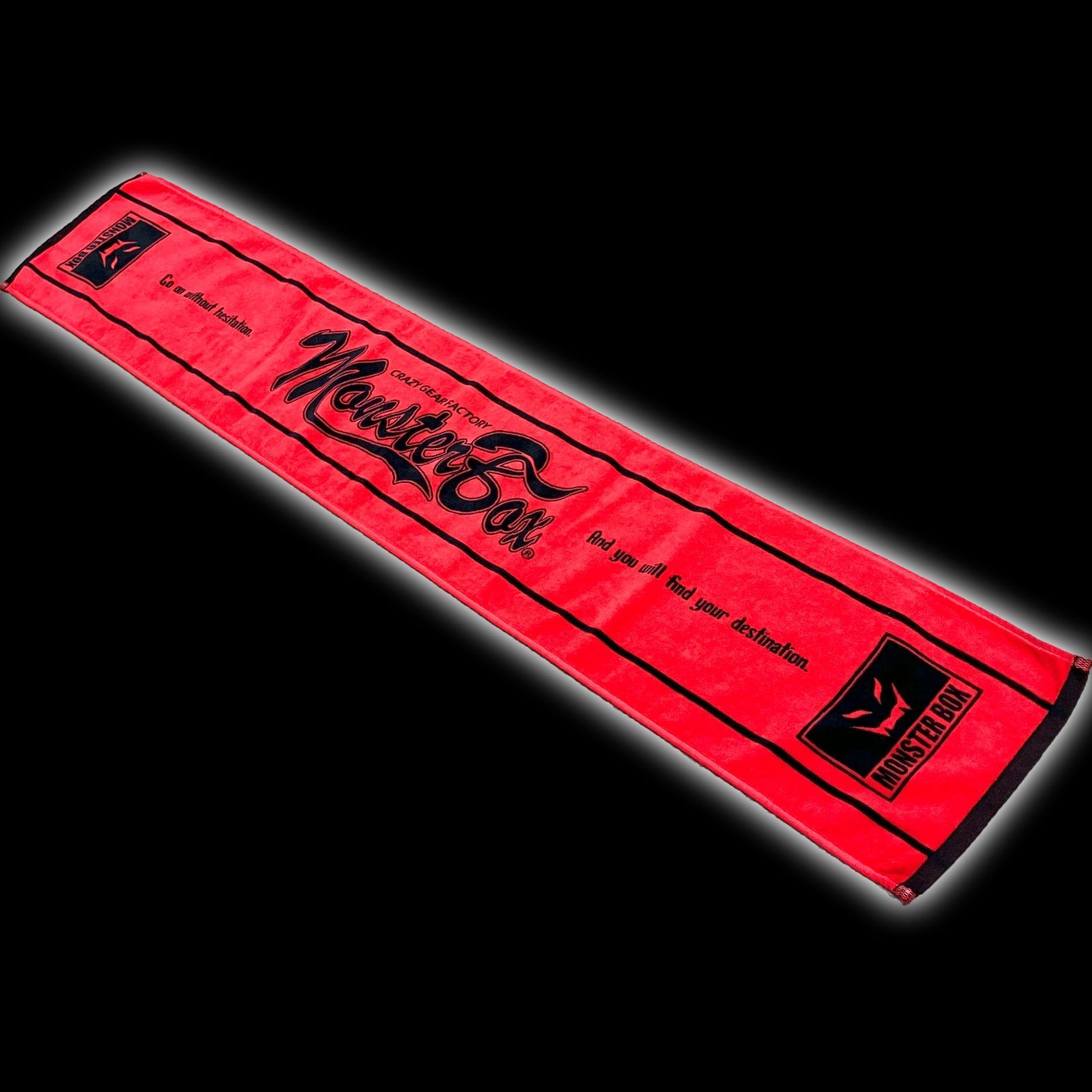 新品】MONSTER BOX 筆記体ロゴ マフラータオル レッド × ブラック