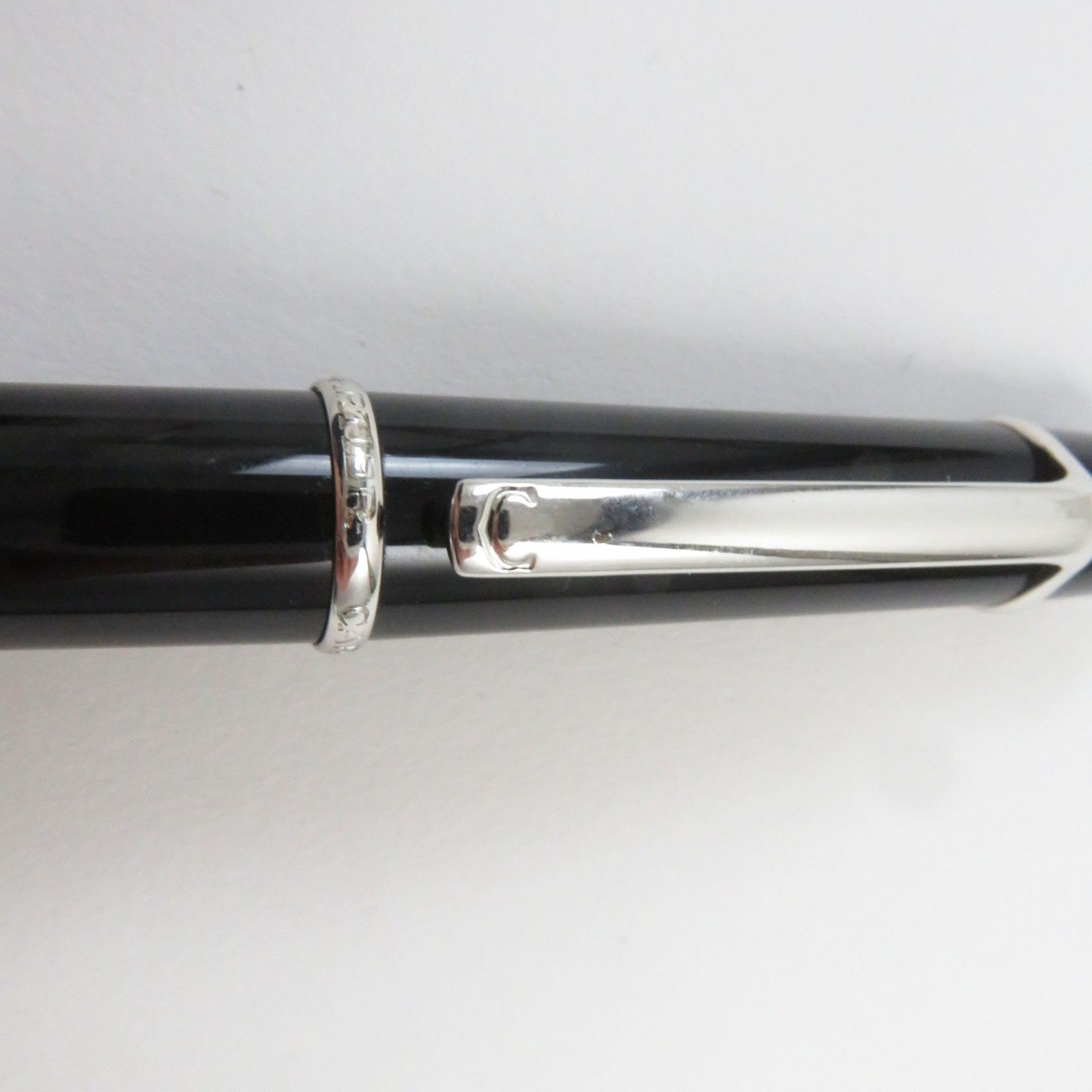 良品●Cartier カルティエ ディアボロ ドゥ カルティエ ツイスト式 ロゴ刻印入り ボールペン シルバー ブラック フランス製 筆記確認済み