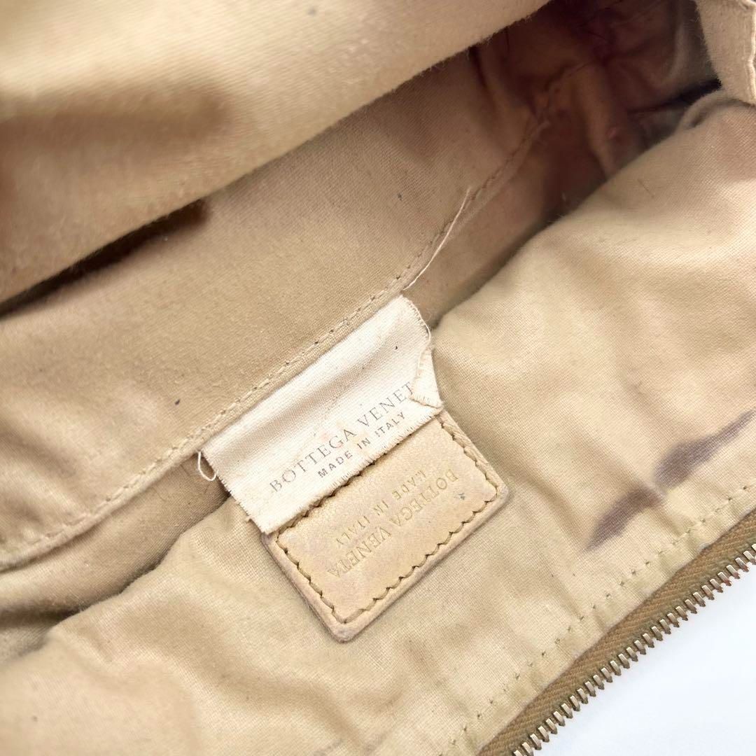 レザー ベージュ