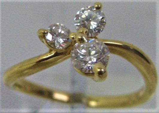 田崎真珠タサキTASAKI K18 18金 リング 指輪 ダイヤ3ヶ0.59ct