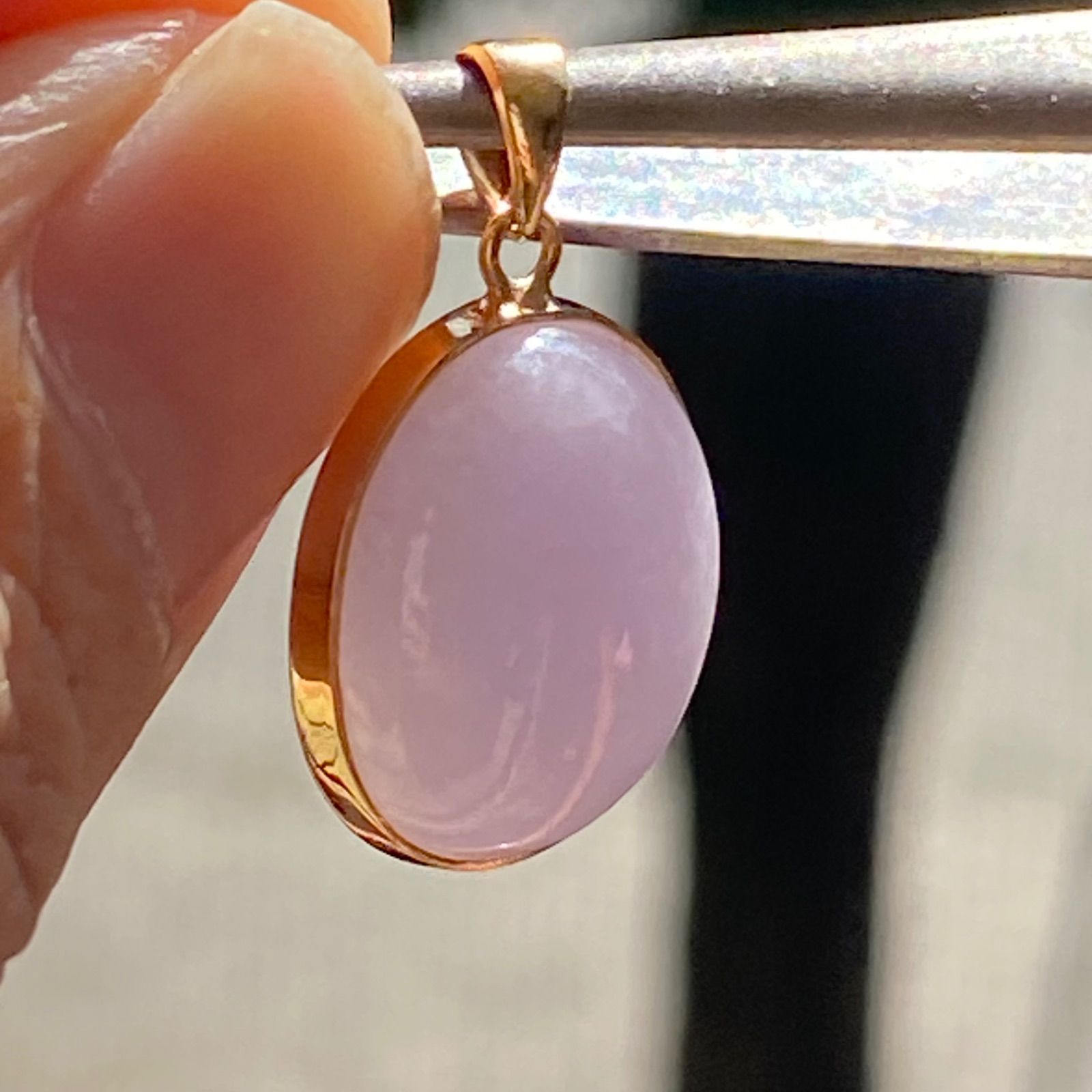 K18YG AU750 18金 ラベンダー翡翠 ペンダント（鑑別カード付） K18YG AU750 18金 ラベンダー翡翠 ペンダント（鑑別カード付） - メルカリ