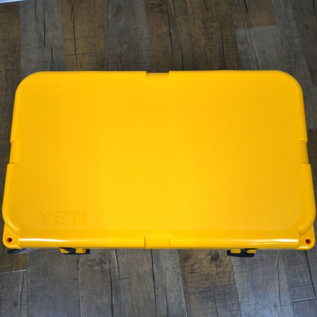 未使用 イエティ YETI Tundra 45 タンドラ45 Yellow レッグカスタム  