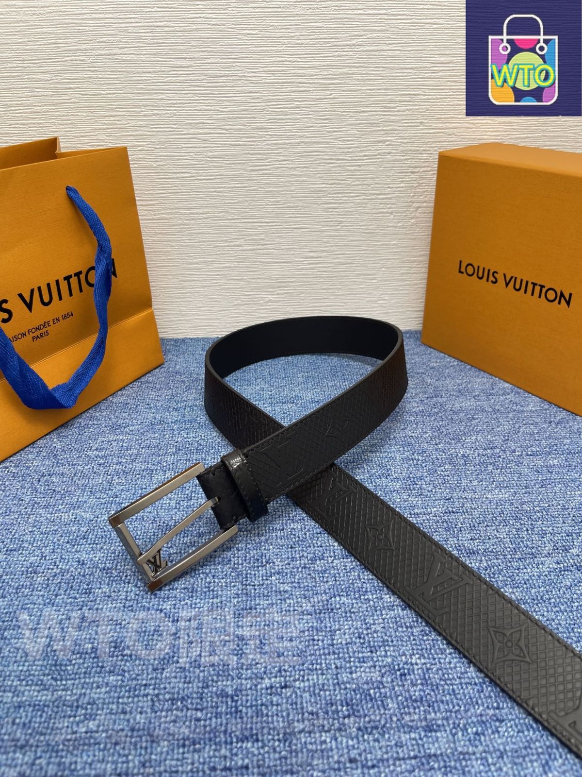 今日WTO】LOUIS VUITTON ネオクラシック エンボスレザーベルト-1