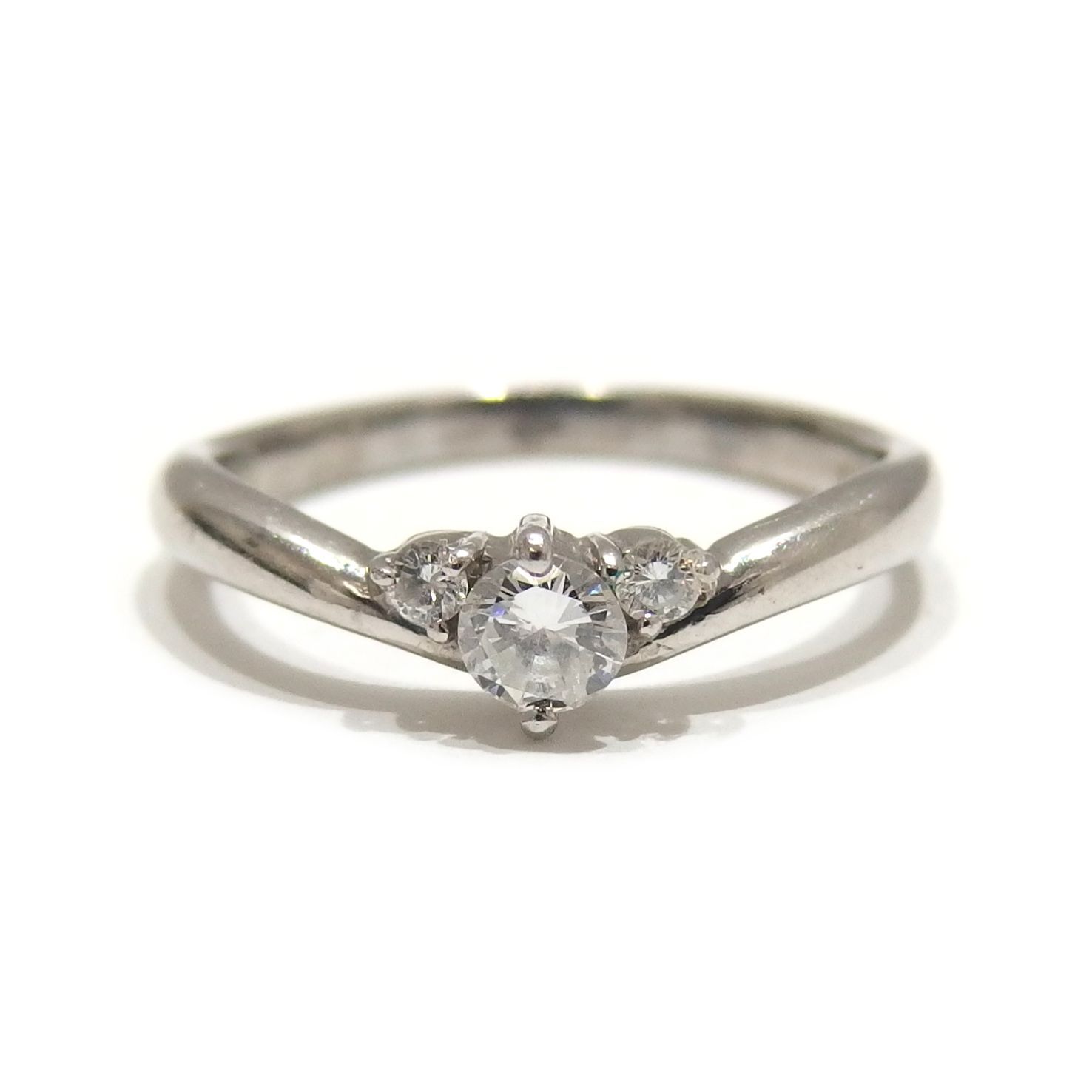 ☆ESTELLE プラチナ Pt900 ダイヤモンド 0.12ct デザイン リング 8号 