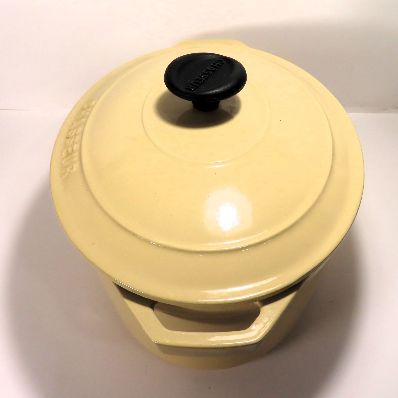 人気ホワイトLe Creusetルクルーゼ ココット・オーバル 鍋25cm