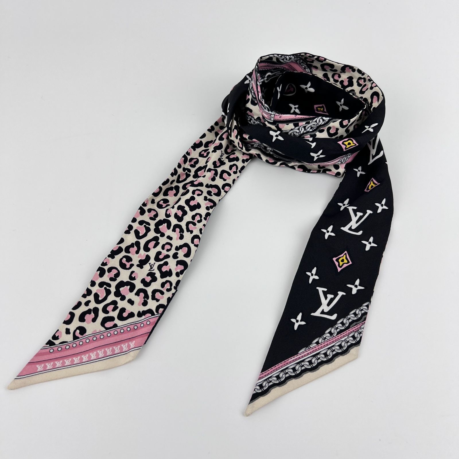 美品 ルイ ヴィトン LOUIS VUITTON バンドーBB スカーフ訳あり. 美品 ルイ ヴィトン LOUIS VUITTON バンドーBB スカーフ 訳あり
