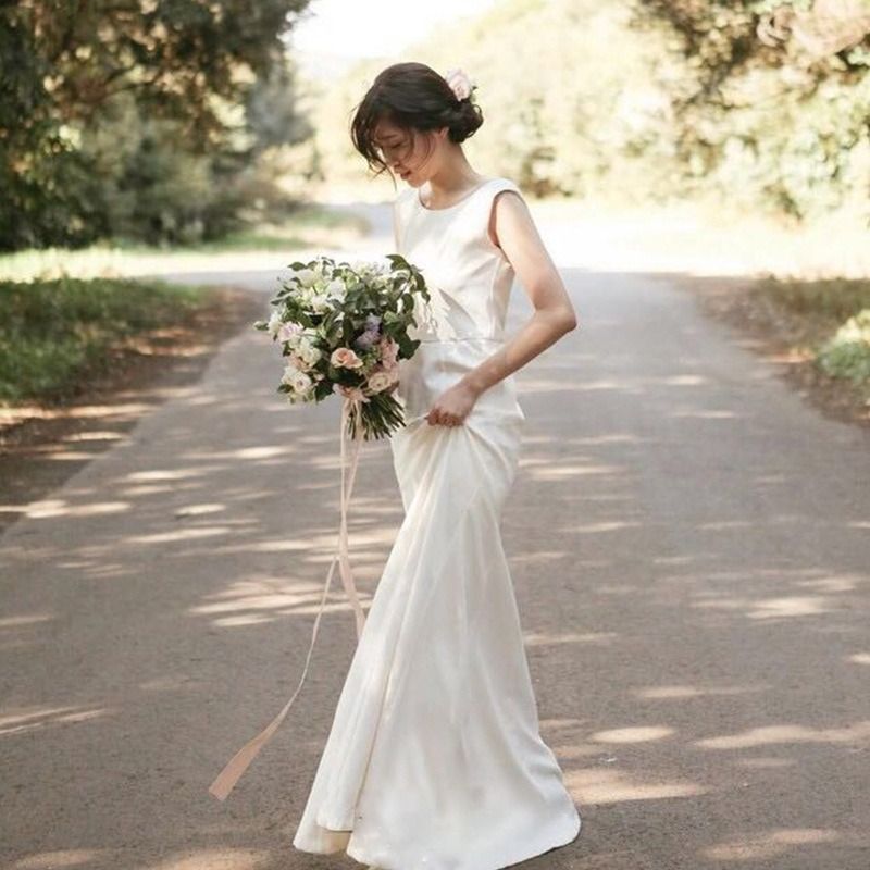 ウエディングドレス マーメイド ホワイト 無地 シンプル お洒落 結婚式 前撮り ノースリーブ フォトウエディング 0733
