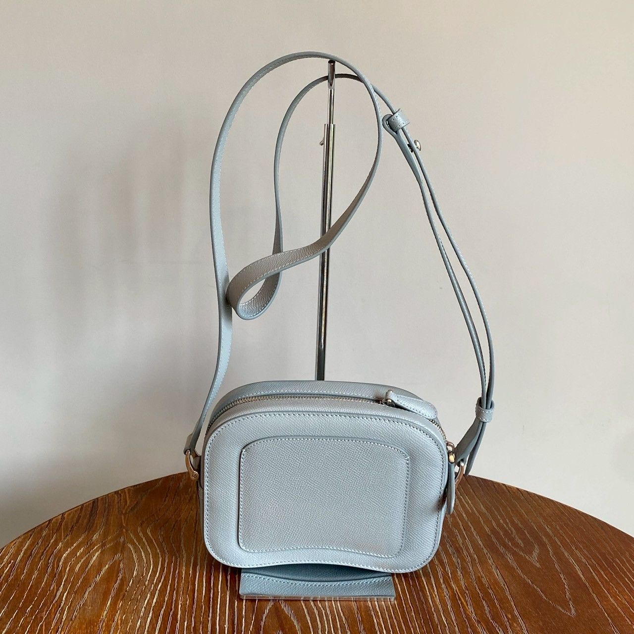 AMI PARIS』アミパリス カメラバッグ - メルカリ