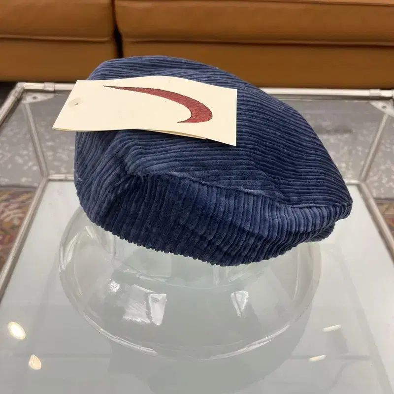 NIKE ナイキ スー コーデュロイ ゴールデン ベレー帽 ハンチングキャップ C05629