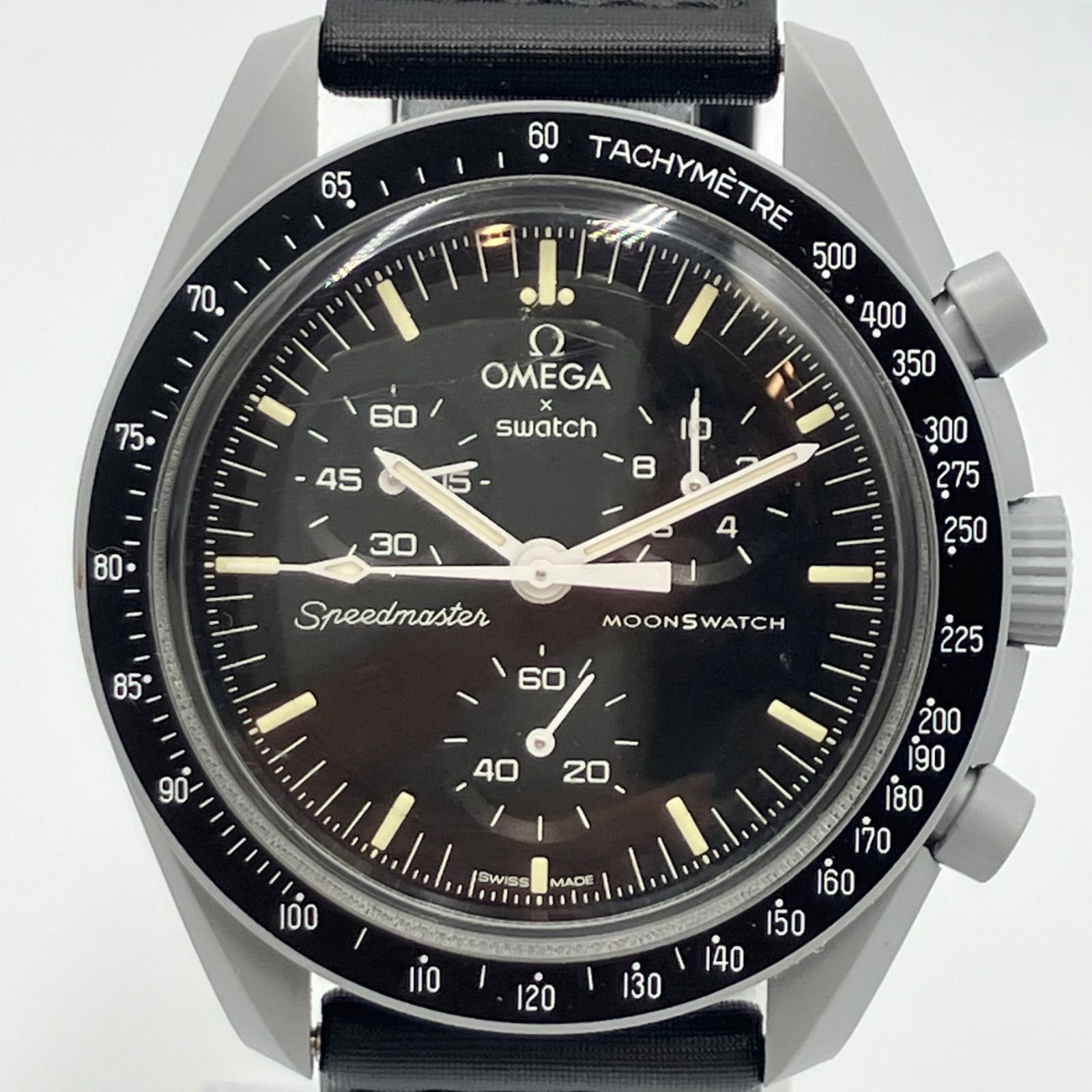 OMEGA スピードマスター MISSION TO THE MOON Mission to The MOON - Hands On with the OMEGA x SWATCH MoonSwatch