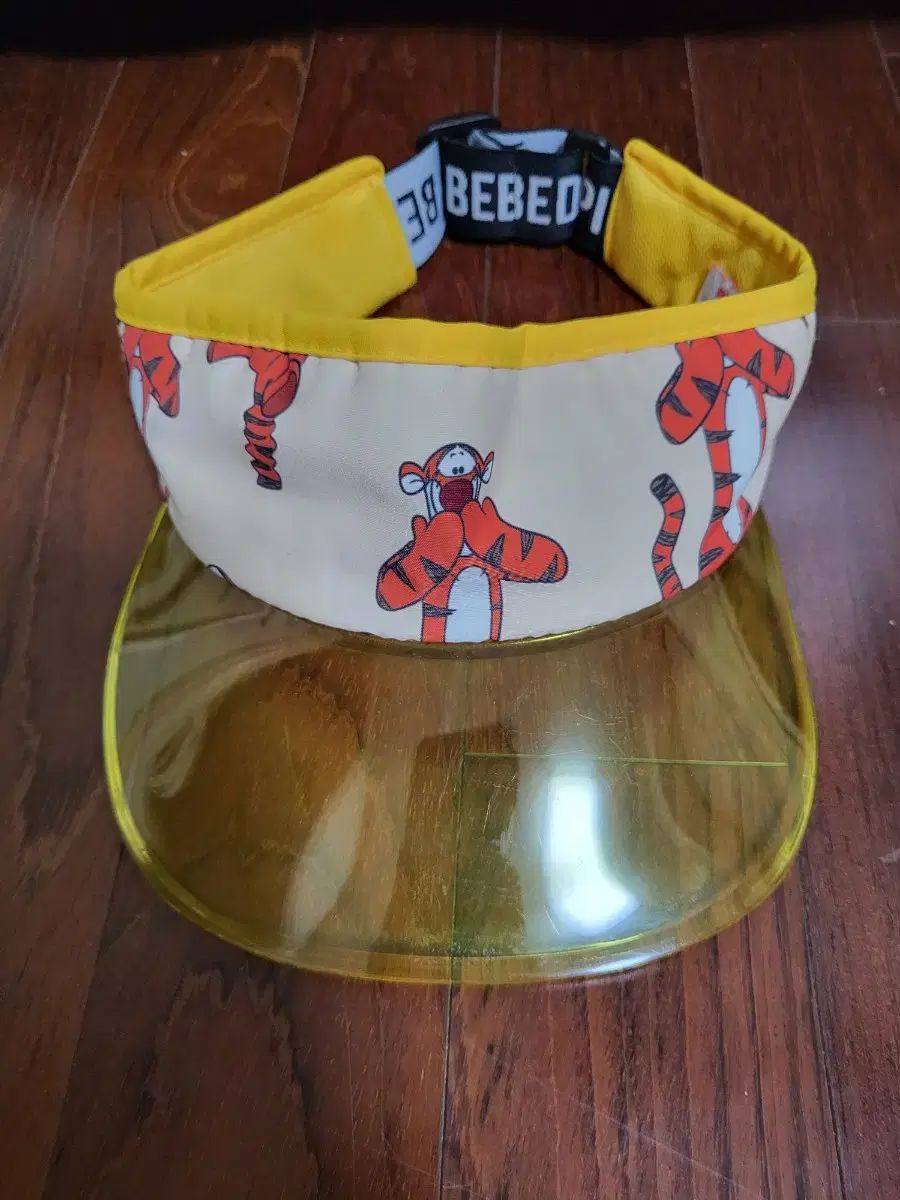 ベベデピノ Tシャツ タイガーサンバイザー/サンバイザー