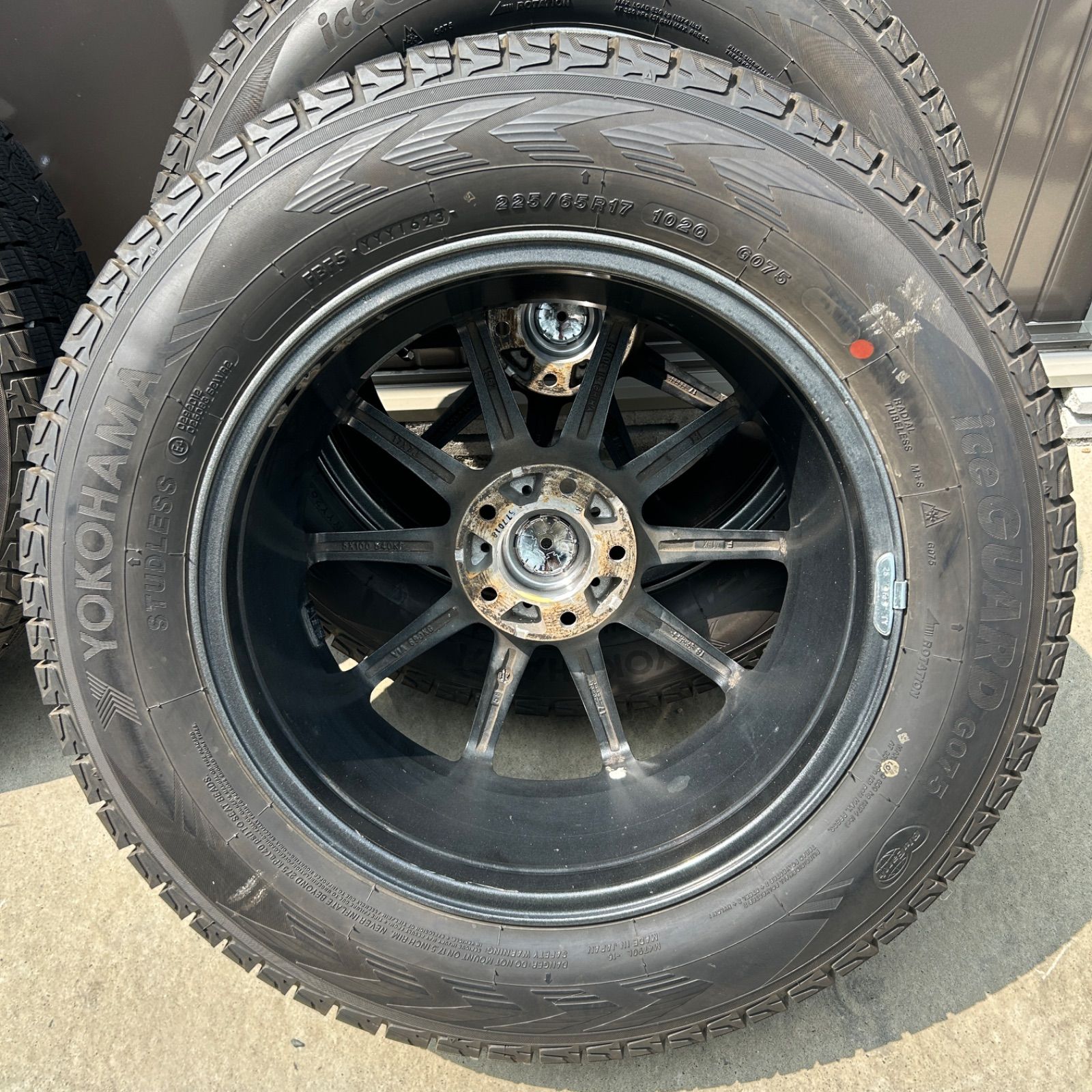YOKOHAMA　iceGUARDスタッドレスホイールセット225/65/R17 Amazon.co.jp: YOKOHAMA(ヨコハマタイヤ)スタッドレスタイヤ