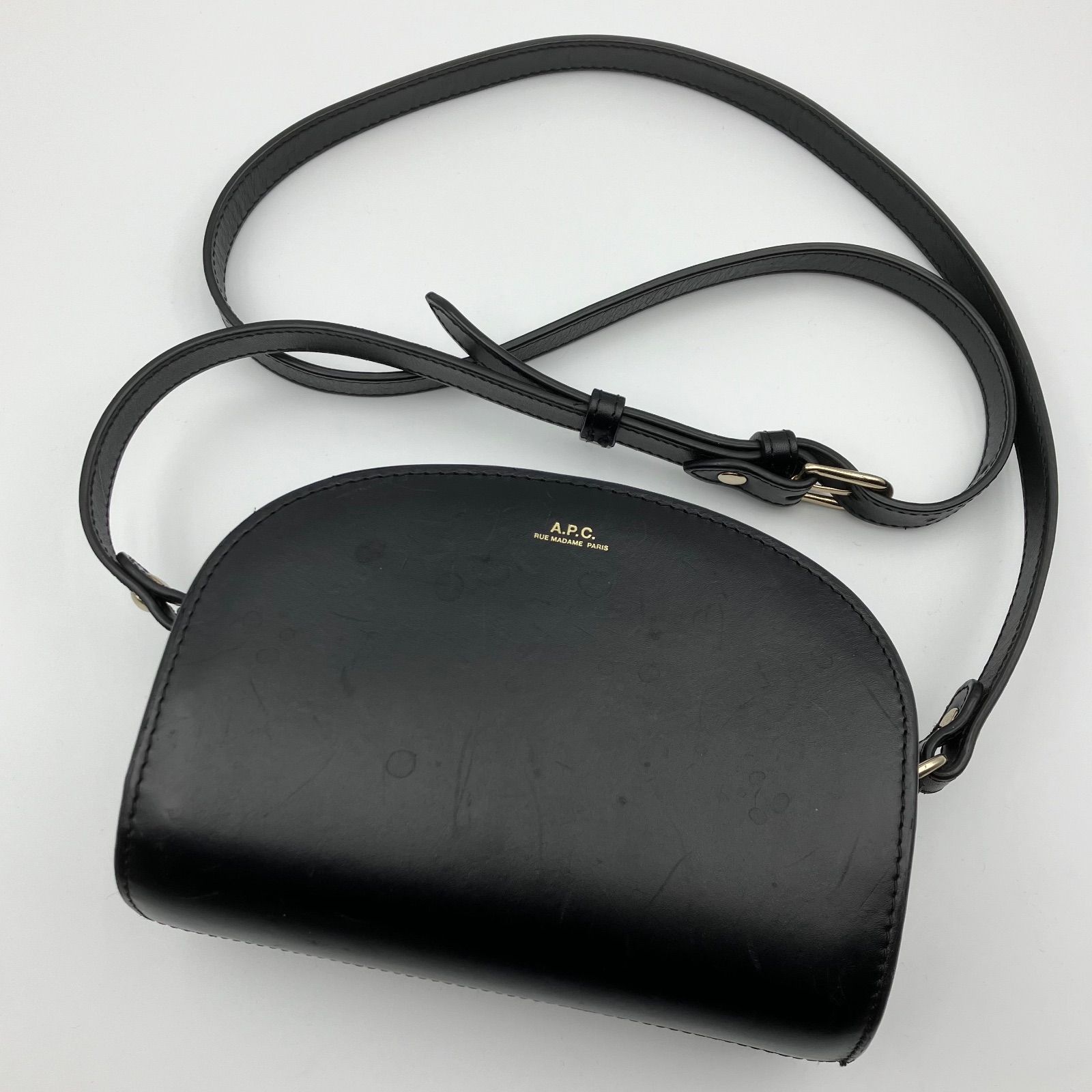 A.P.C. アーペーセー ハーフムーン ショルダーバッグ SAC Demi Lune ...