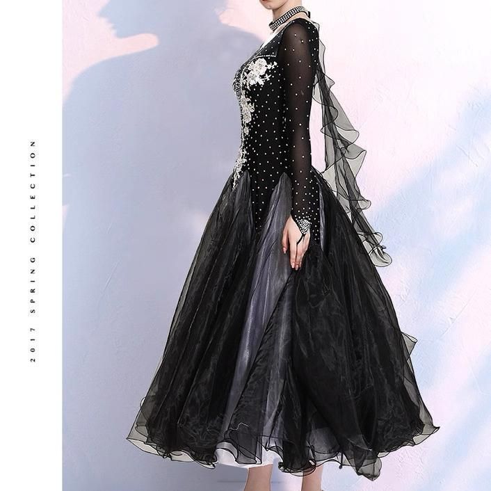 新品未使用 社交ダンスドレス モダンダンス 刺繍 キラキラ シャンパン