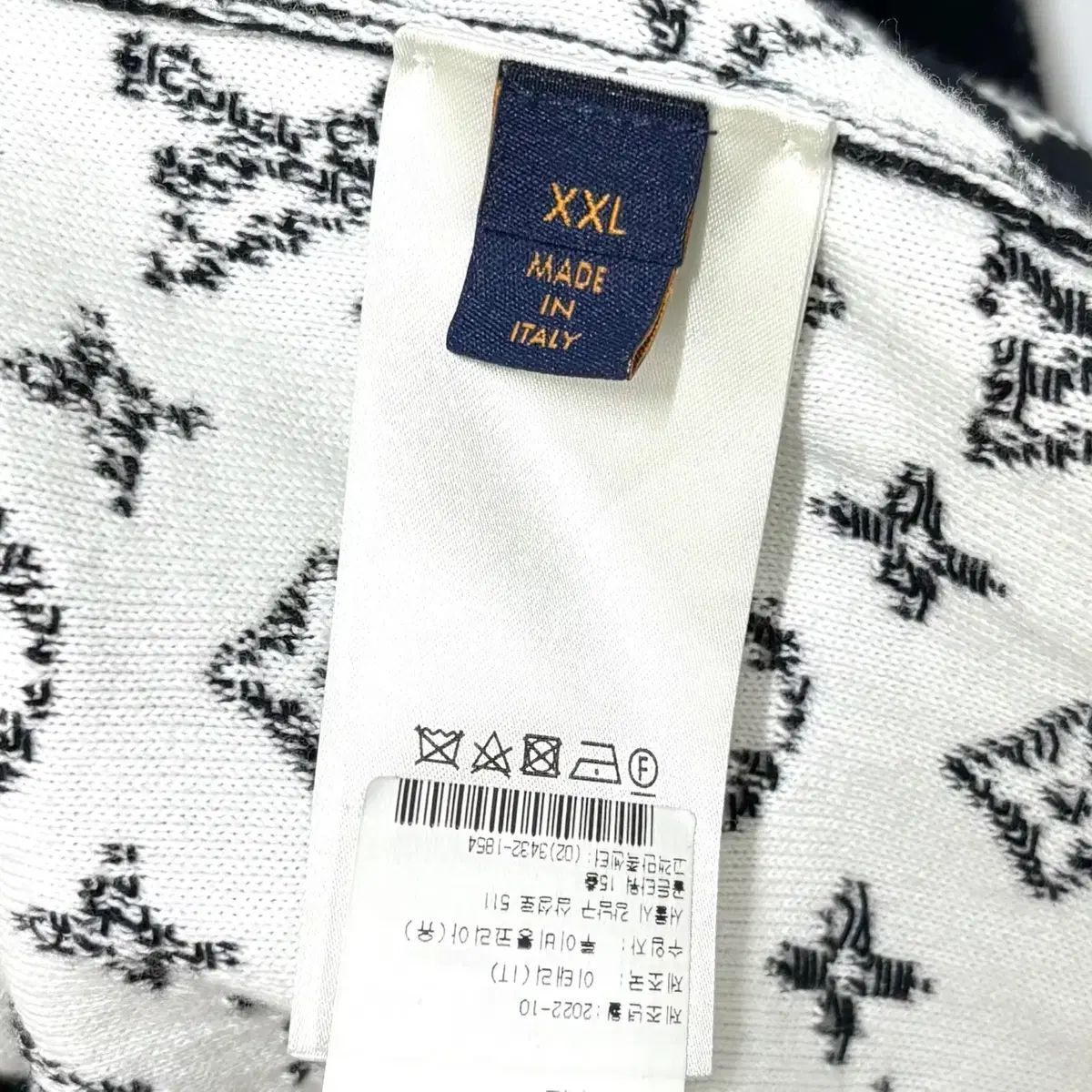 百貨店販売モデル ／ XXL } Louis Vuitton(ルイヴィトン