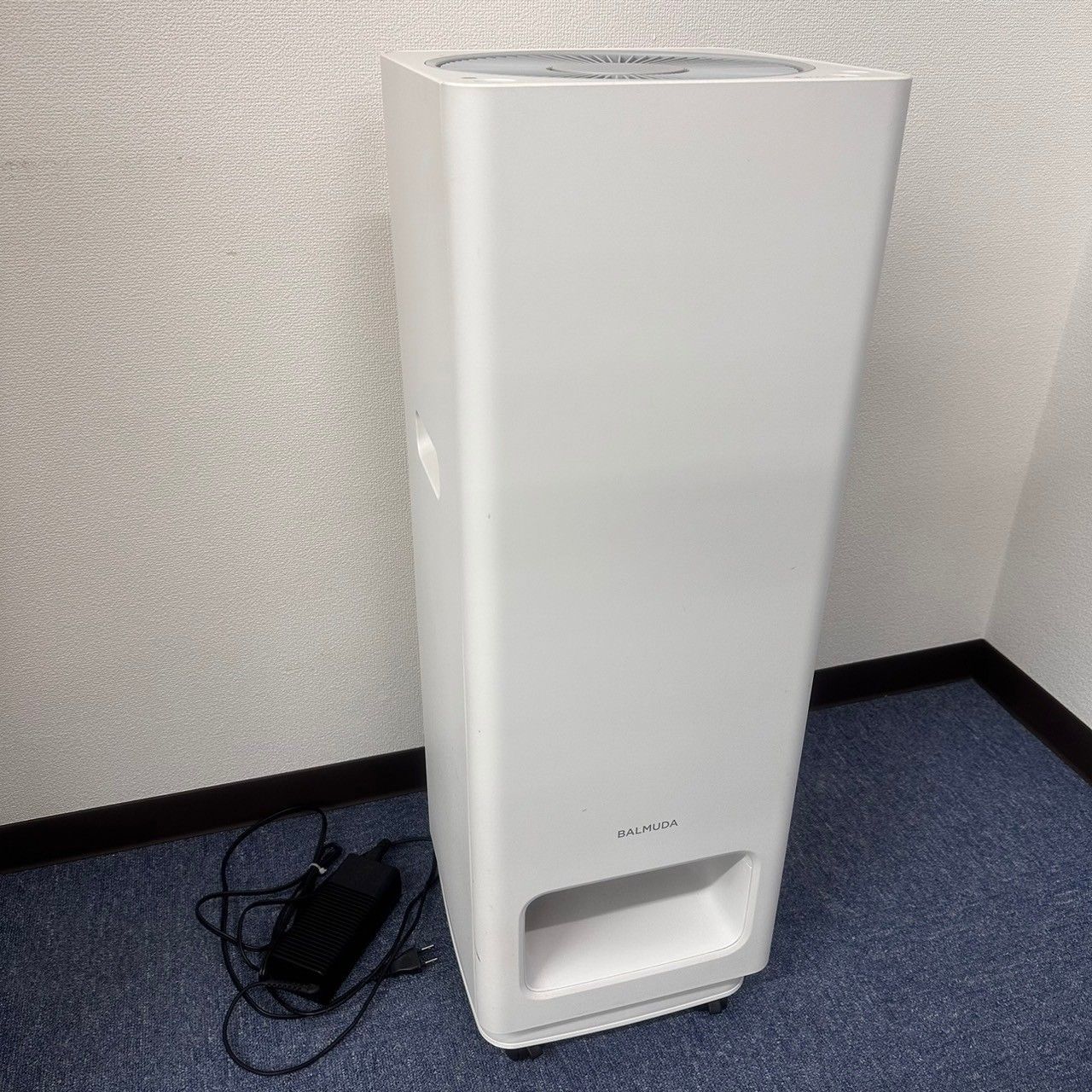BALMUDA バルミューダ 空気清浄機 BALMUDA The Pure A01A-WH ホワイト