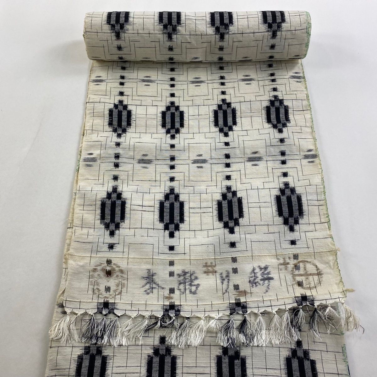 反物 秀品 紬 幾何学模様 クリーム 正絹