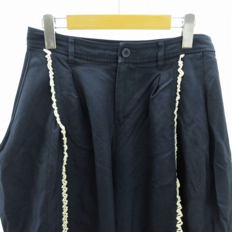 Issey Miyake 黒と青のストライプ ワイドパンツ イッセイミヤケISSEY MIYAKE ダブルプリーツ変形ワイドパンツ 黒