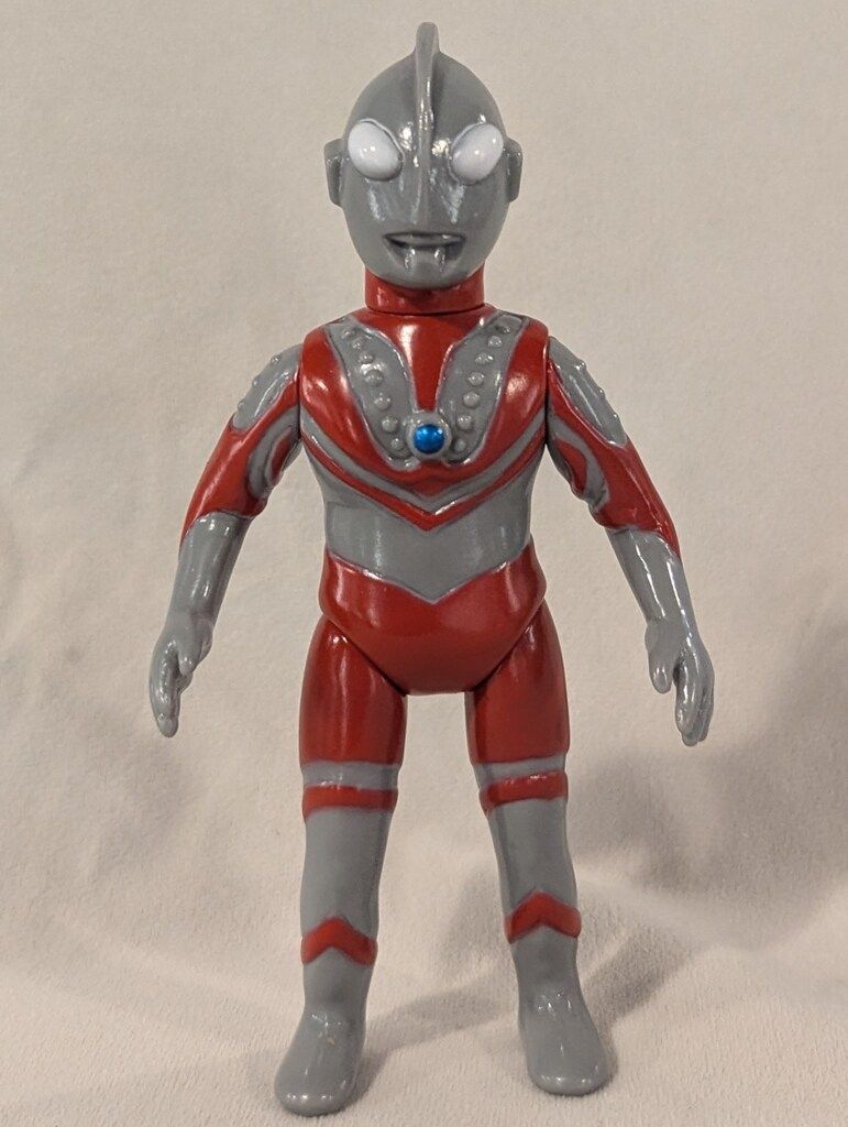ヤモマーク ウルトラマンゾフィー グレー成型