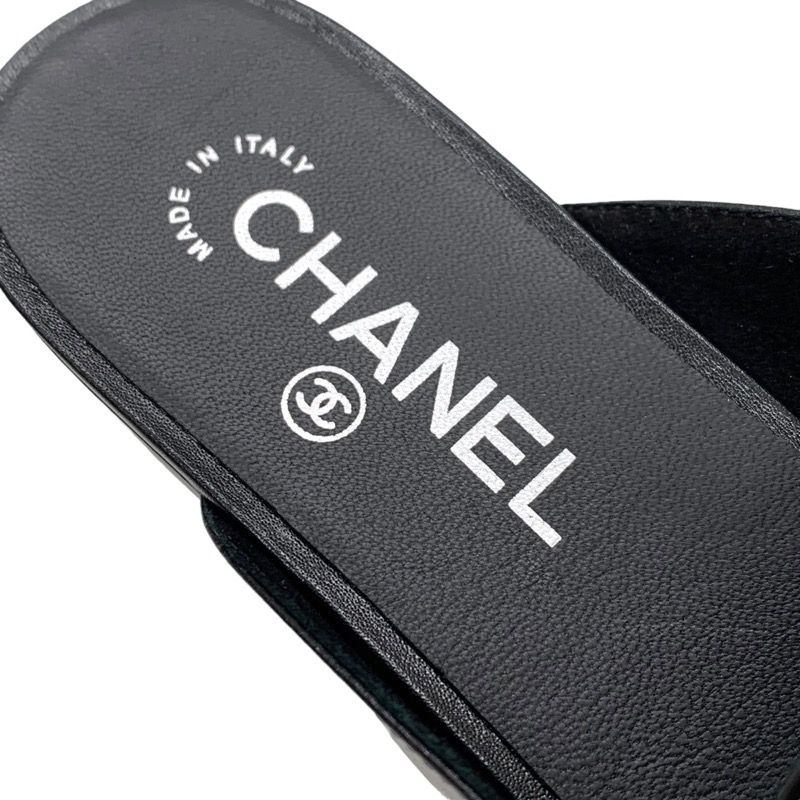 シャネル CHANEL サンダル 靴 シューズ レザー パテント ブラック 黒 シルバー 未使用 フラットサンダル スリッパサンダル ココマーク -  メルカリ