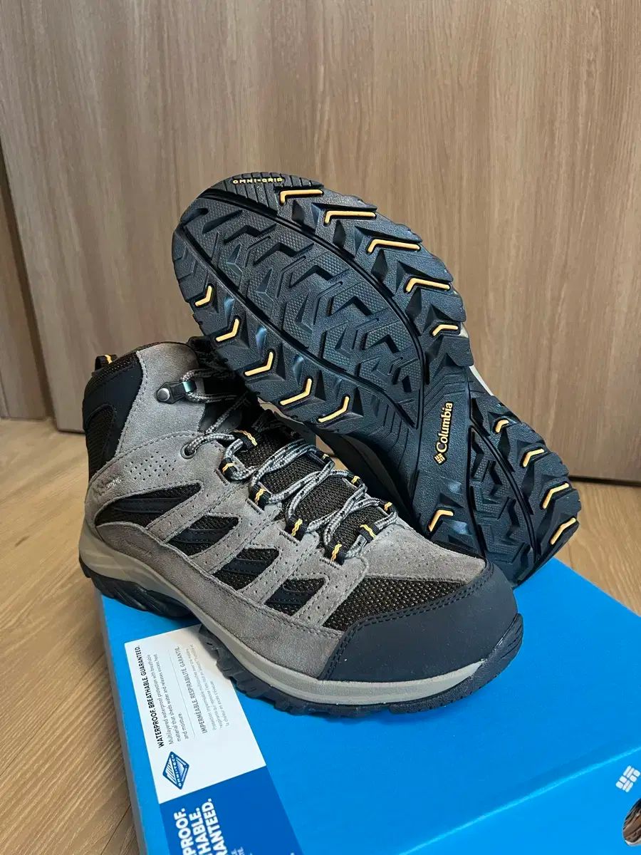 登山靴