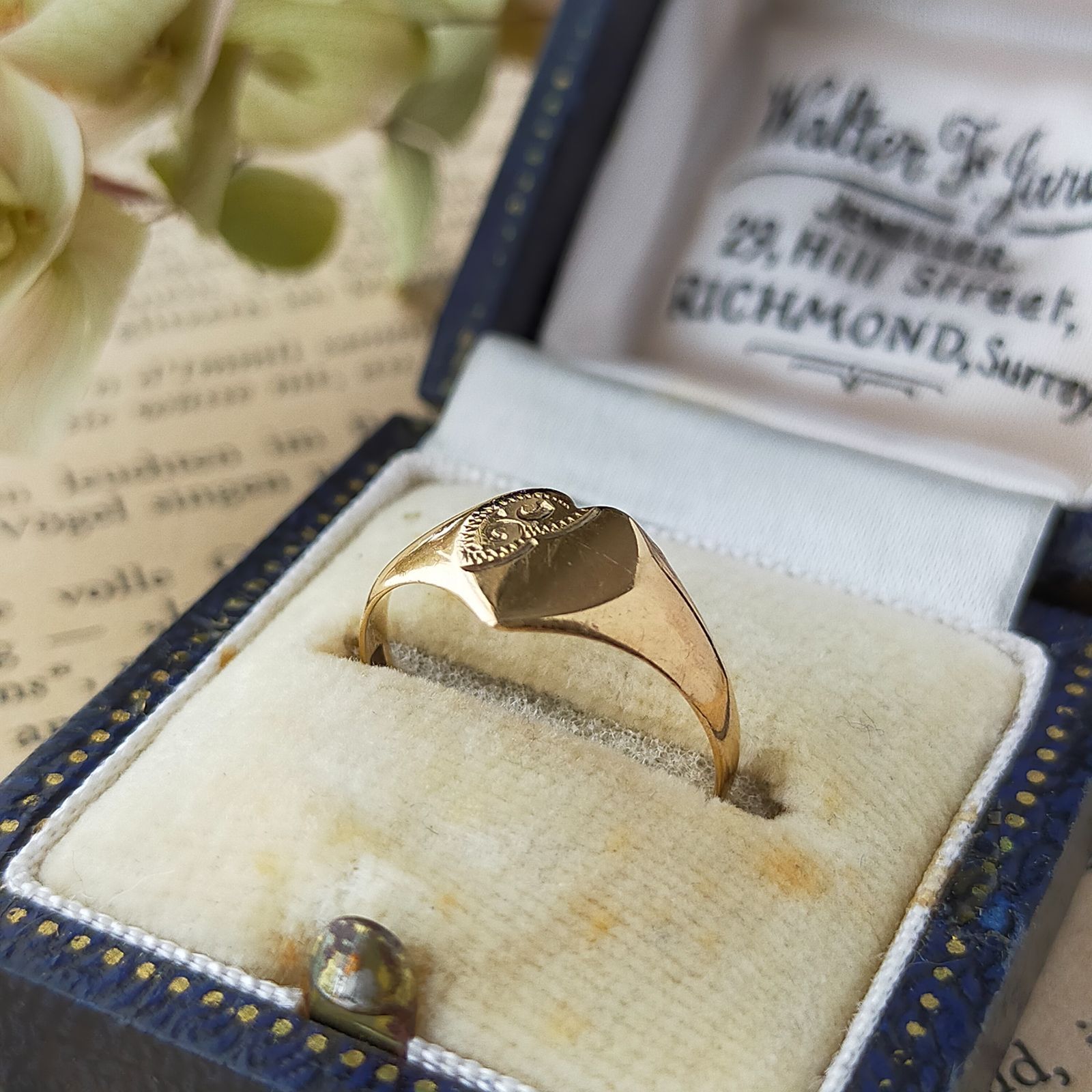 イギリス 英国 ロンドン ハートシグネットリング 9k 9ct イギリス 英国 ロンドン ハートシグネットリング 9k 9ct 【公式通販】