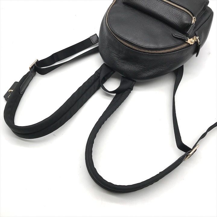 美品 COACH コーチ ロゴ金具 レザー リュック ブラック k1962 - メルカリ 