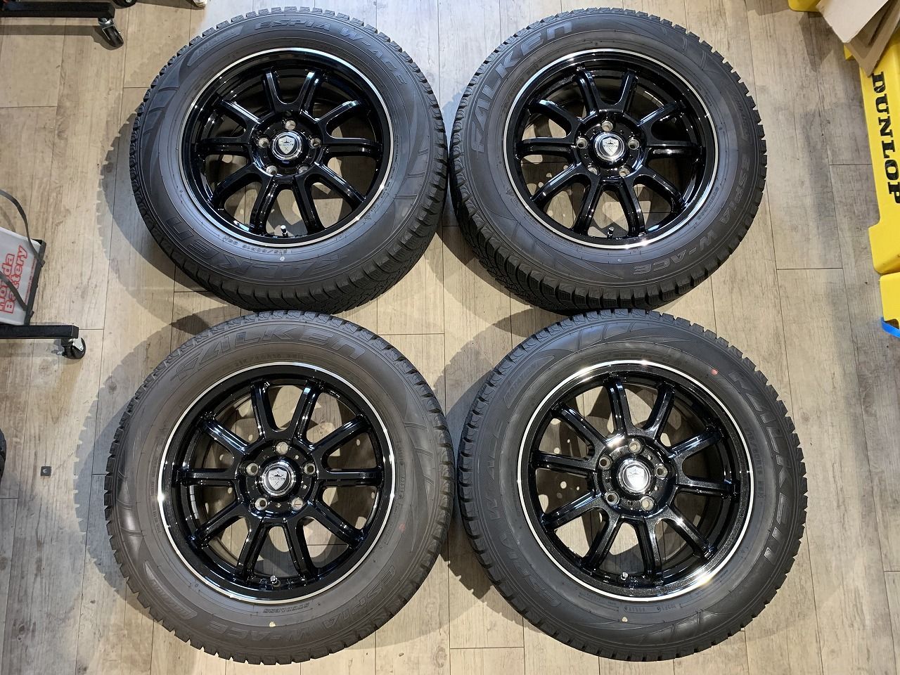 専用【2307060】スタッドレス ESTROSA 16インチ 6.5J +53 PCD114.3 5H 