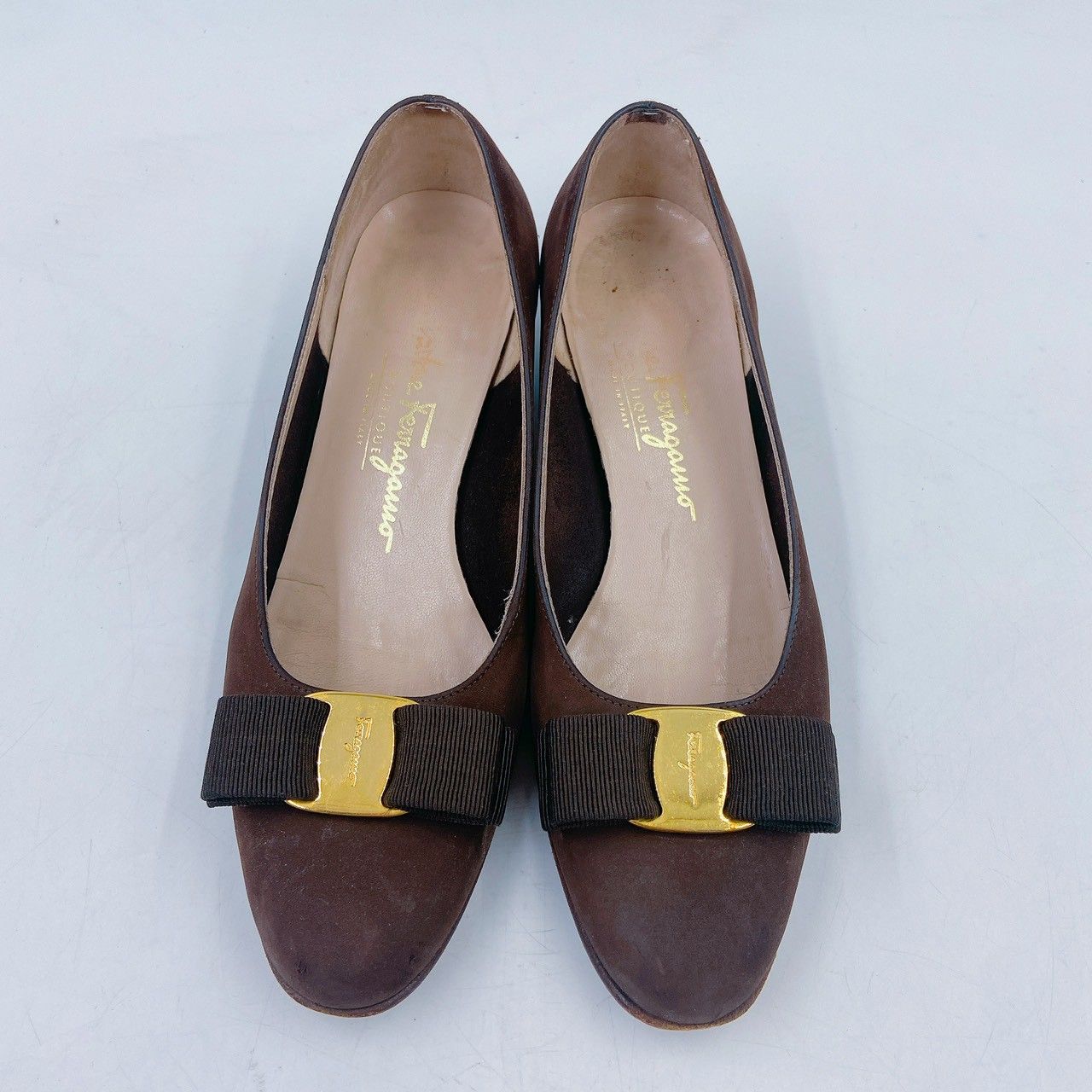 ブラウン系 濃茶