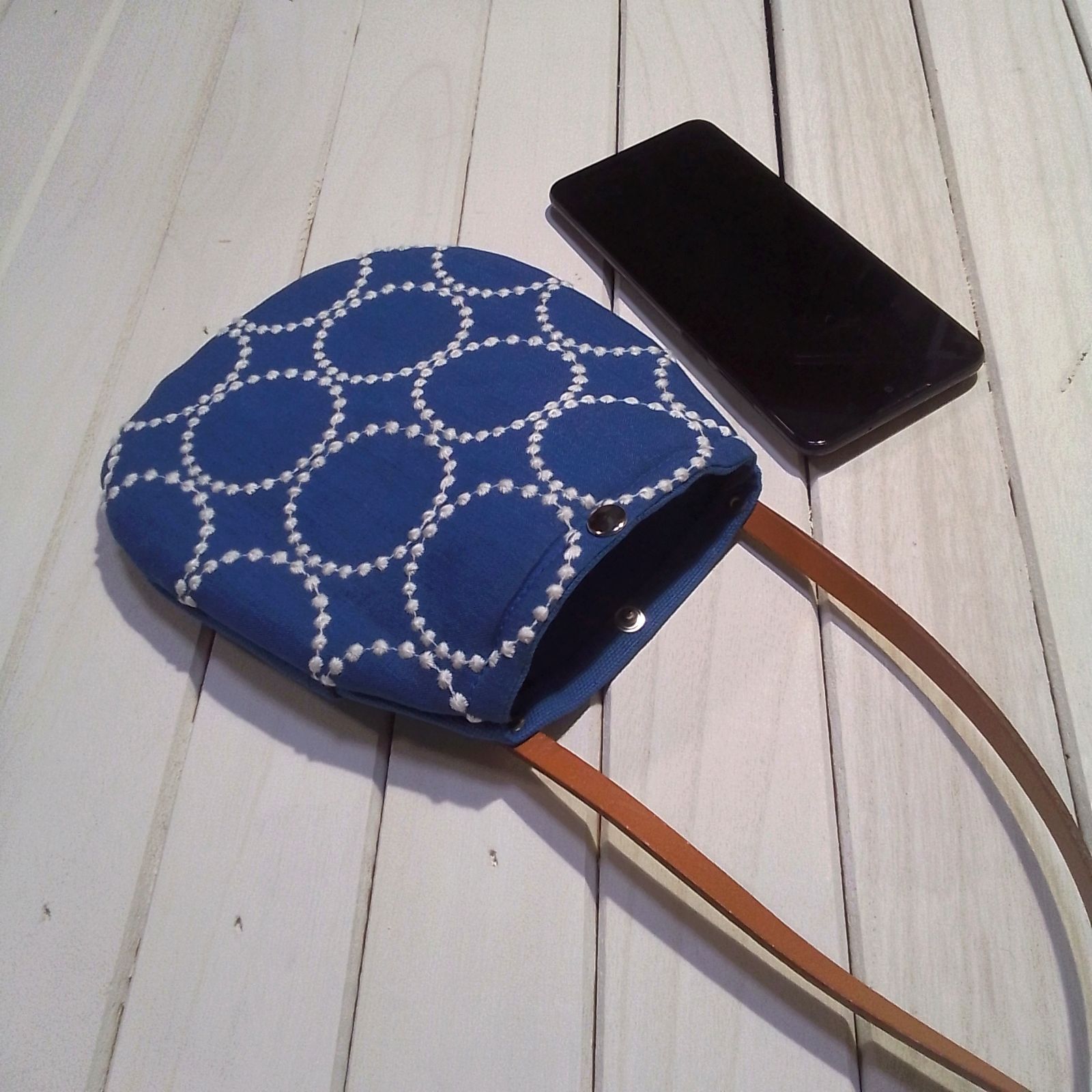 再販❗️【スマホショルダー】ミナペルホネン タンバリン ベージュ