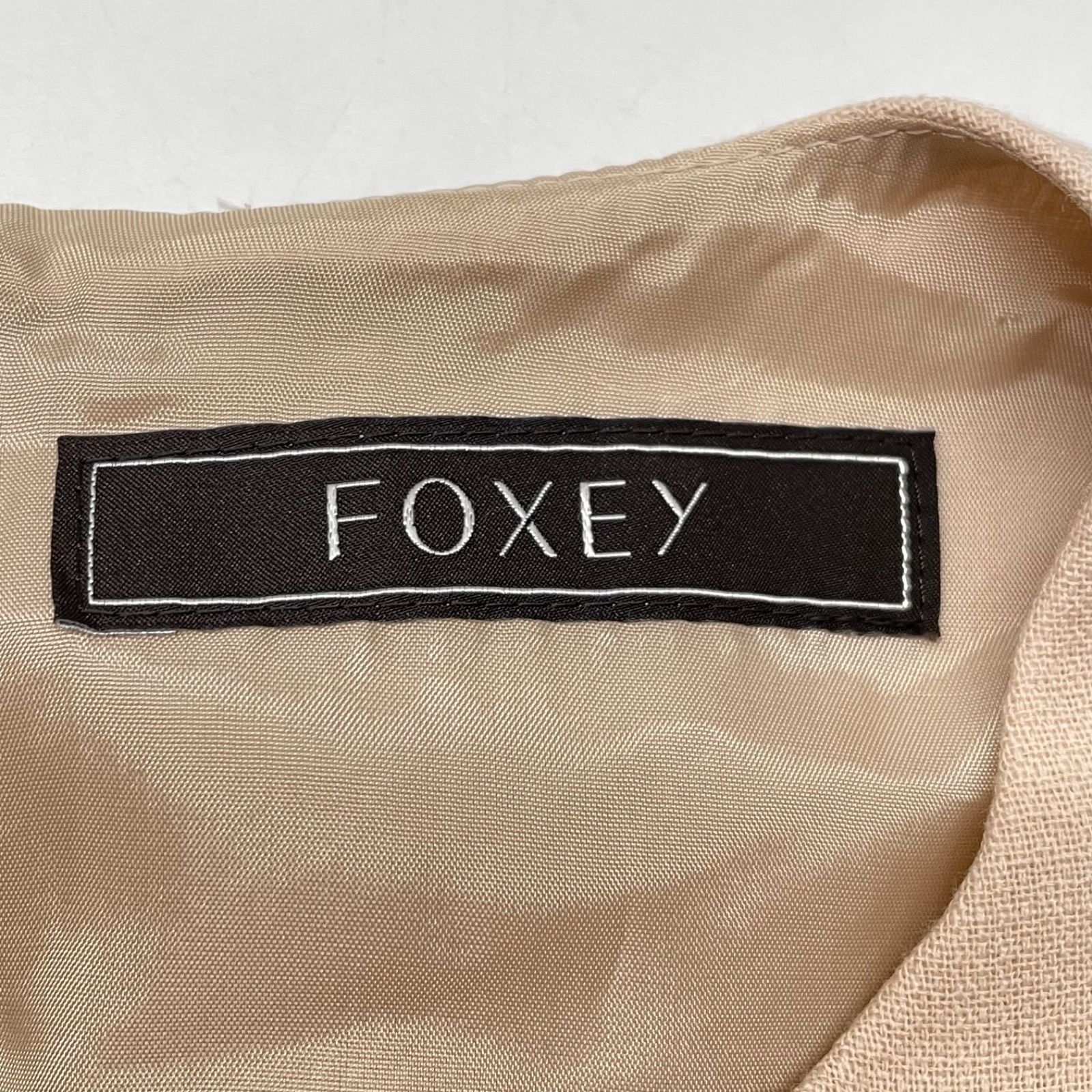 フォクシー　ノースリーブ　ティアード　ワンピース ベージュ　38 タグ付き♡ FOXEY フォクシー ワンピース ひざ丈 ノースリーブ ティアード A
