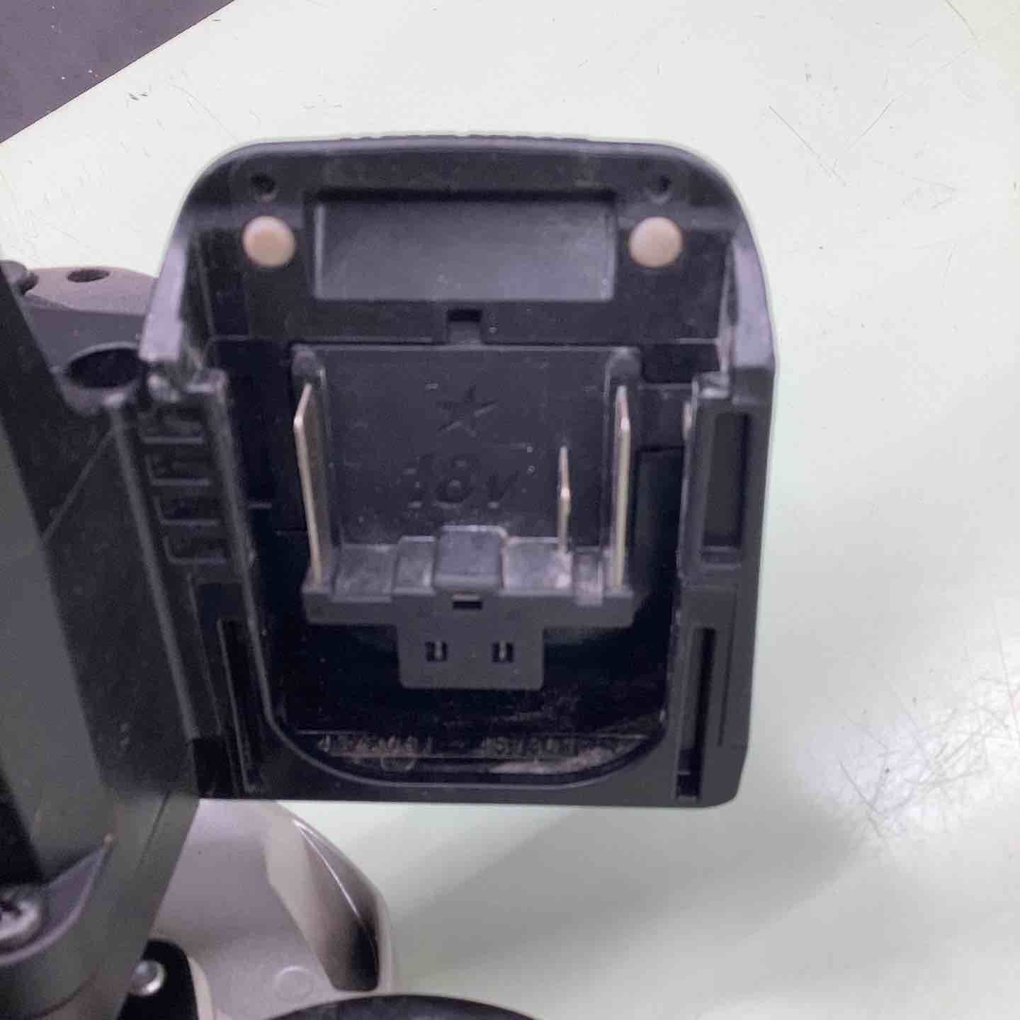 makita コードレス丸のこ