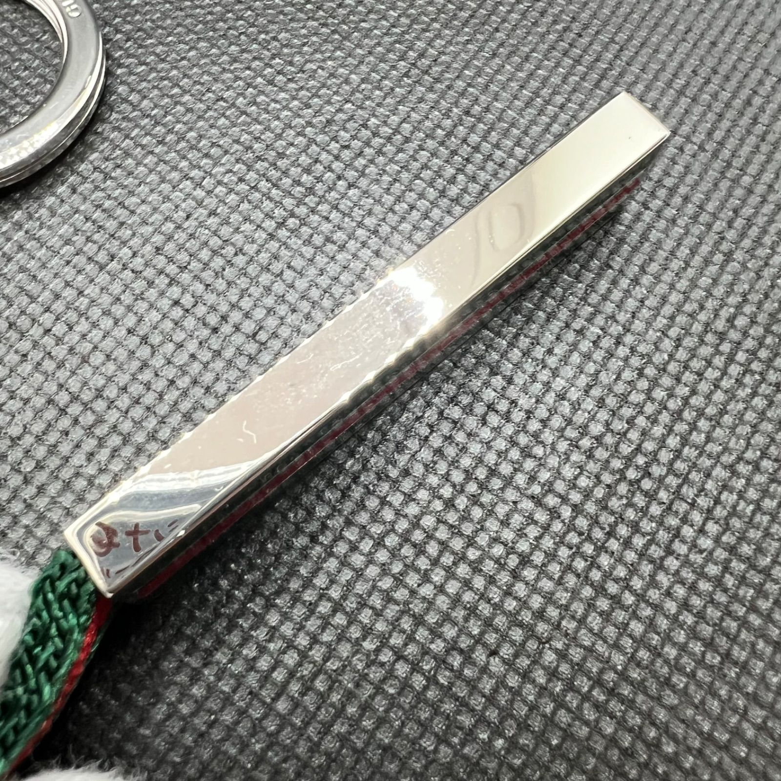 爆買いしたい GUCCI グッチ キーホルダー キーリング ストラップ シェリー 小物