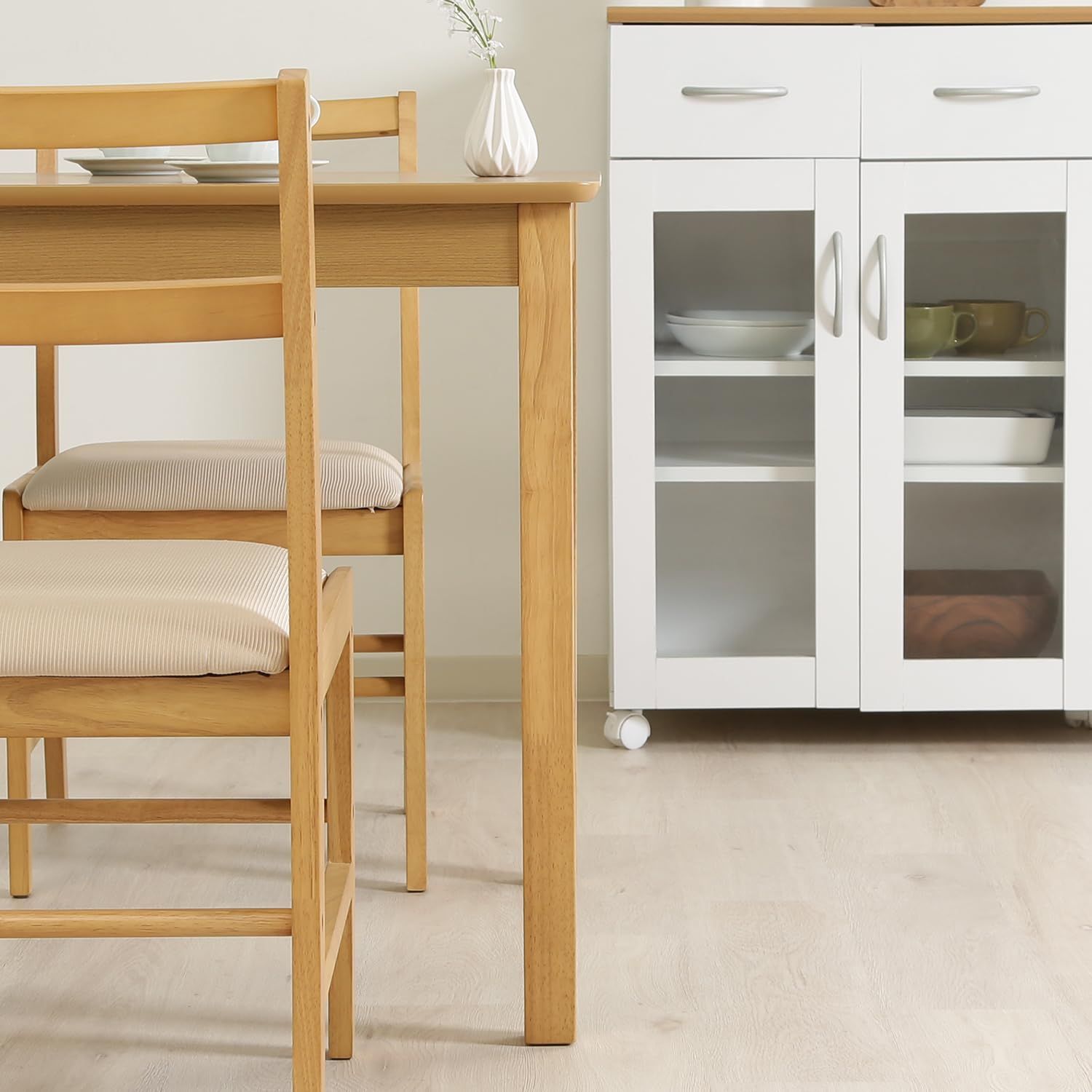 商品 テーブル 食卓 木目調 ナチュラル 脚部のみ天然木 幅75×奥行75×高さ71㎝ 組み立て 2人用 モルト ダイニングテーブル 93003 不二貿易