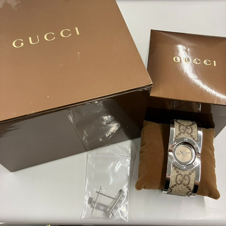 美品　GUCCI腕時計　ブレスレット 美品】グッチ GUCCI 112 バングルウォッチ GG柄 レディース