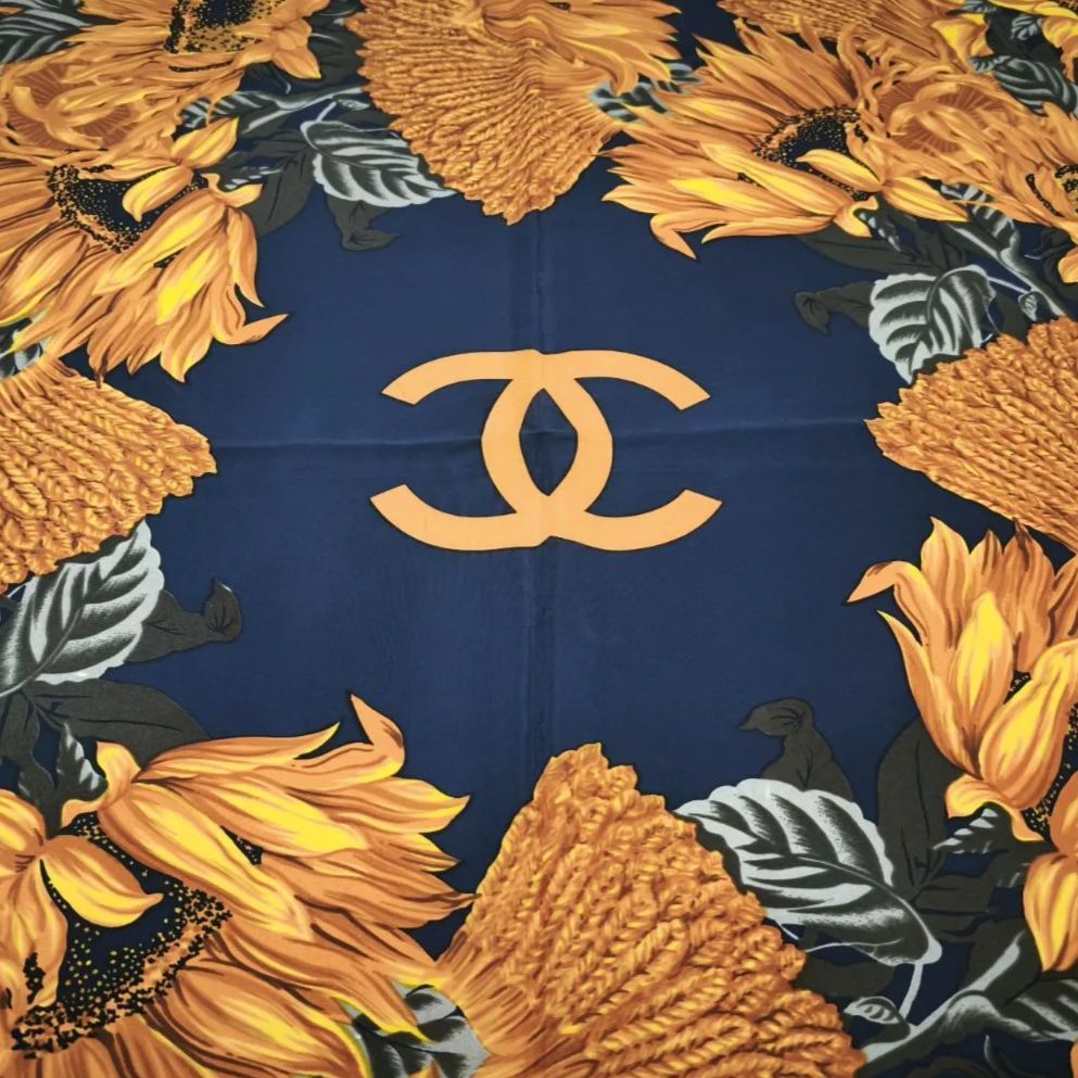 希少 ヴィンテージ 未使用品】CHANEL シャネル ロゴ入り ひまわり柄