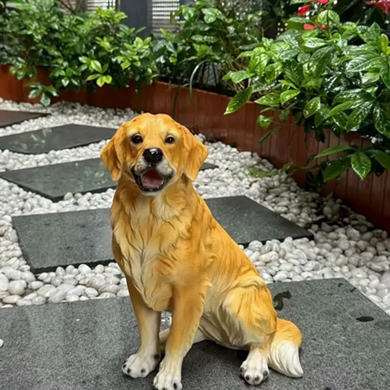 ガーデンオーナメント ゴールデンレトリバー 置物 オブジェ フィギュア 庭 デコレーション 犬 ペット 愛犬 大きい 目立つ かわいい 屋内 屋外 樹脂 防水 リビングルーム 玄関 贈り物 プレゼ