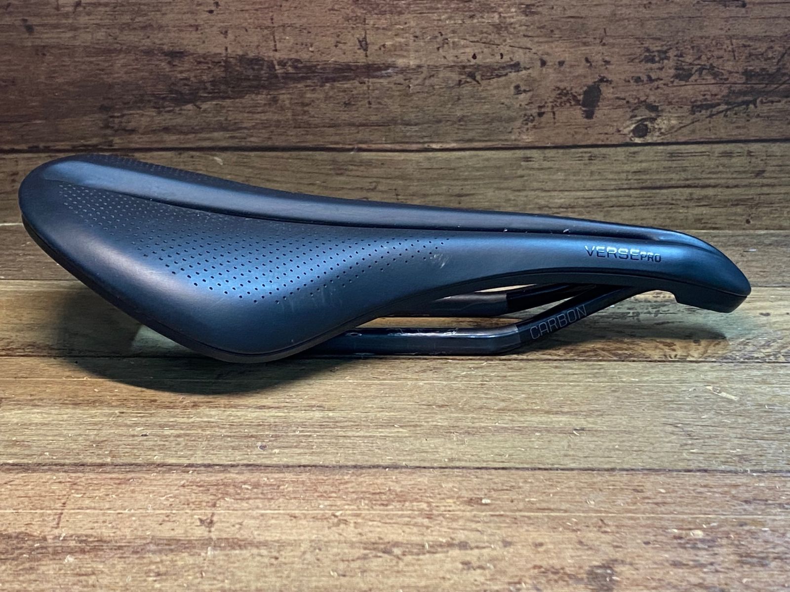 IH533 ボントレガー BONTRAGER VERSE PRO サドル 黒 カーボン 145mm 