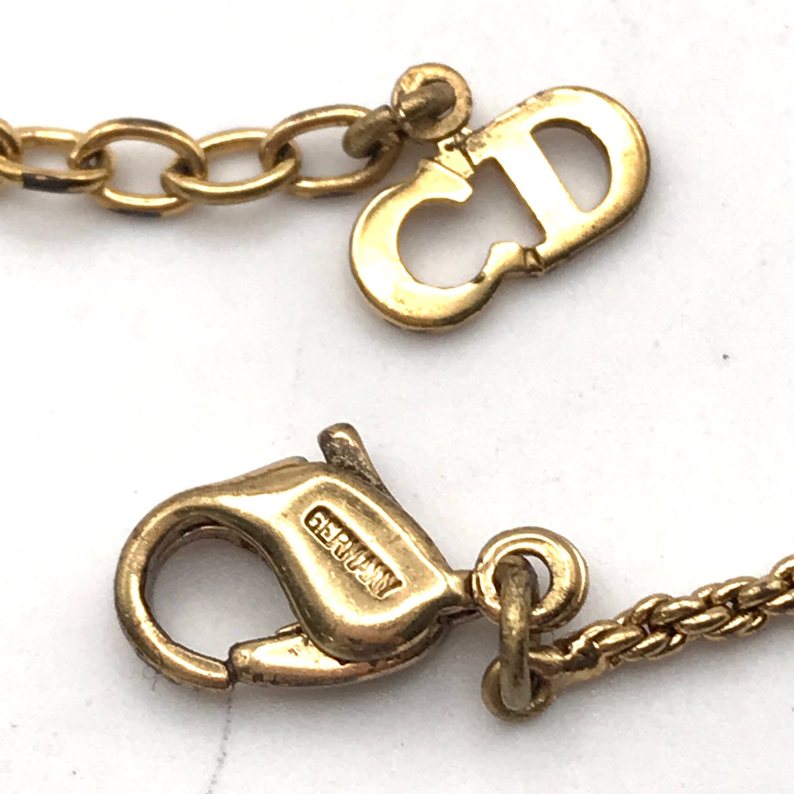 【Dior】ヴィンテージ ロゴオーバルネックレス / ゴールド　希少　ディオール Dior】ヴィンテージ ロゴオーバルネックレス / ゴールド 希少