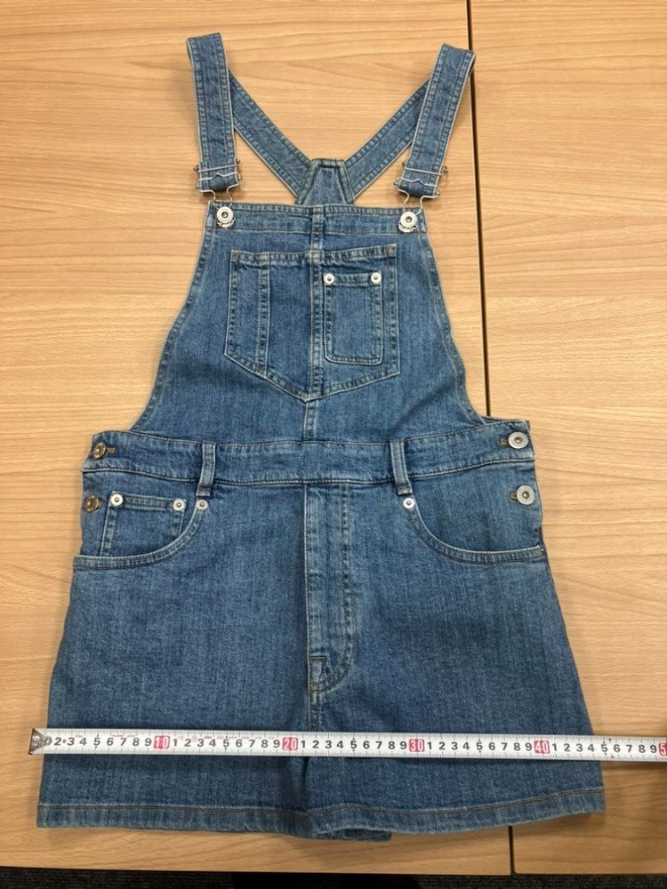 【ロゴが可愛い】MIUMIU ミニデニムオーバーオールドレス ライトブルー デニム オーバーオール | Miu Miu