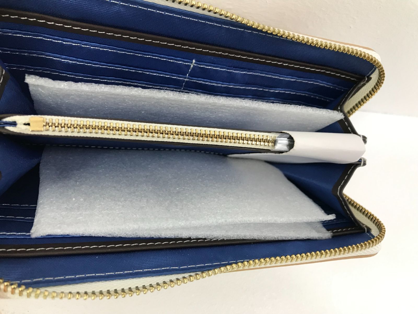 小牧店】文豪ストレイドッグス 太宰治 本革 長財布 ウォレット【710
