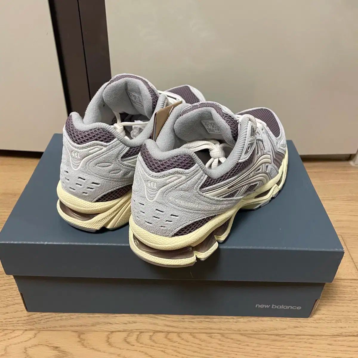 Asics アシックス