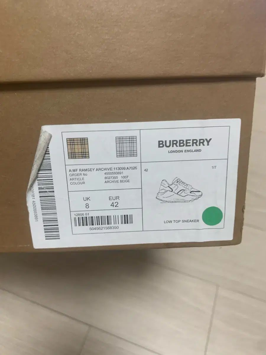 BURBERRY