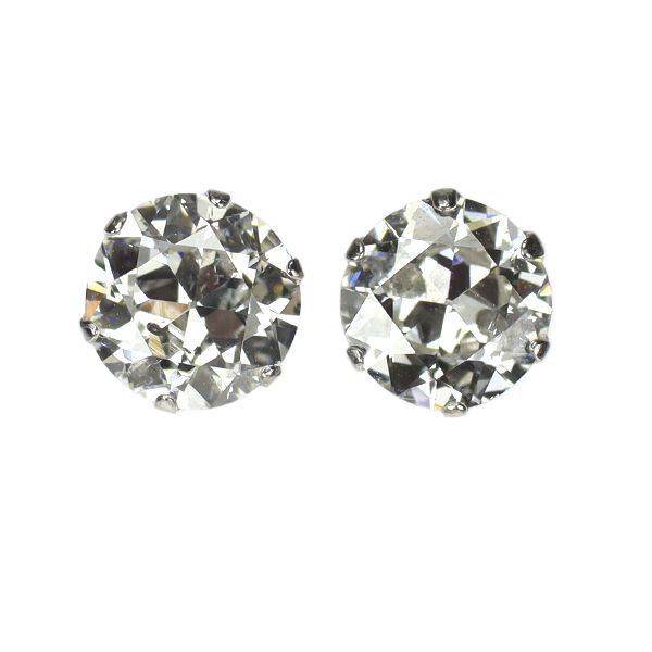 新品 Pt900 サーキュラーブリリアントカット ダイヤモンド ピアス  