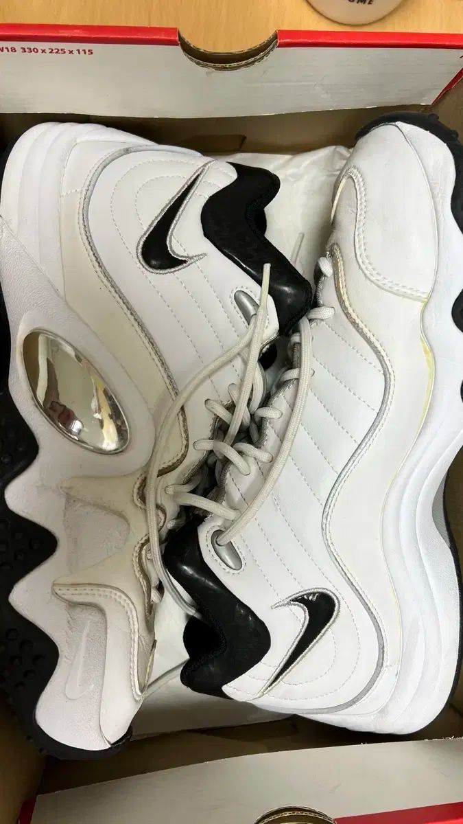 NIKE - ズームフライト5 アップテンポ5 今週の逸足『NIKE AIR ZOOM FLIGHT 5』 | 月刊バスケットボールWEB
