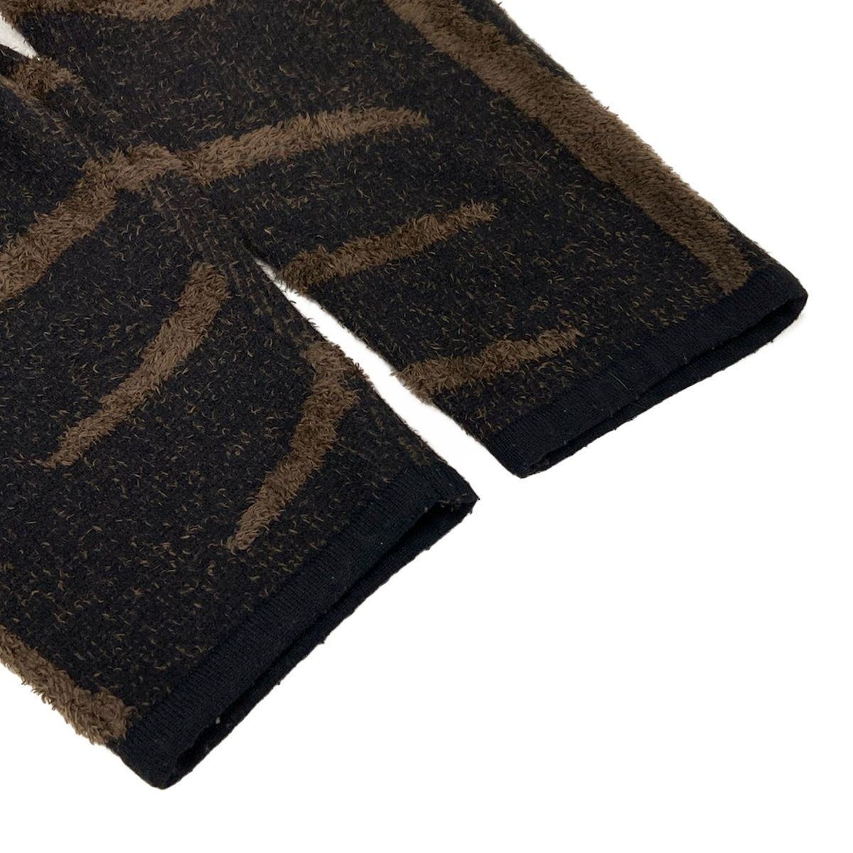 黒×ダークブラウン