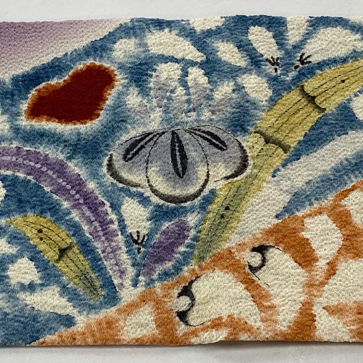 正絹辻が花柄　縮緬袷　一部しつけ糸　若草色 身幅広め 七緒 掲載商品】正絹紬 尾花色に宝づくしの総柄小紋 袷 | きじばとや