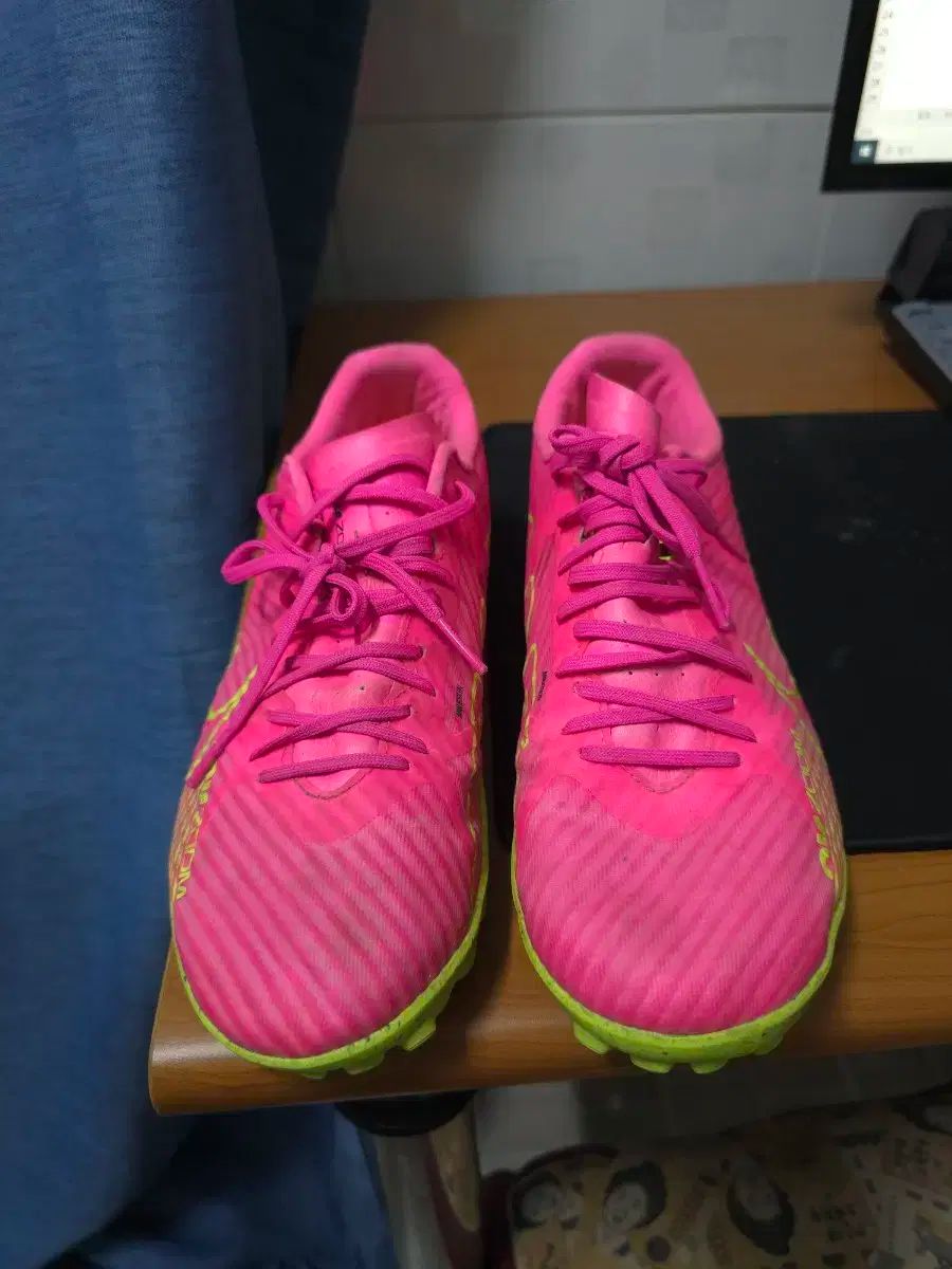 NIKE ナイキ ズーム ピンク サッカーシューズ