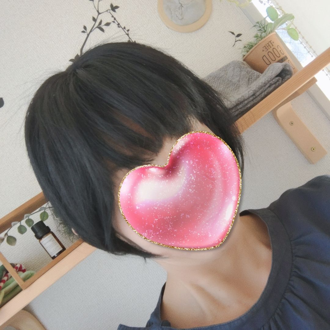 サラサラ高級人毛100%ウイッグ✨ ショート　ナチュラルブラック　人毛かつら　フルウイッグ　l型ツムジ　かわいいウイッグ　おしゃれなウイッグ
